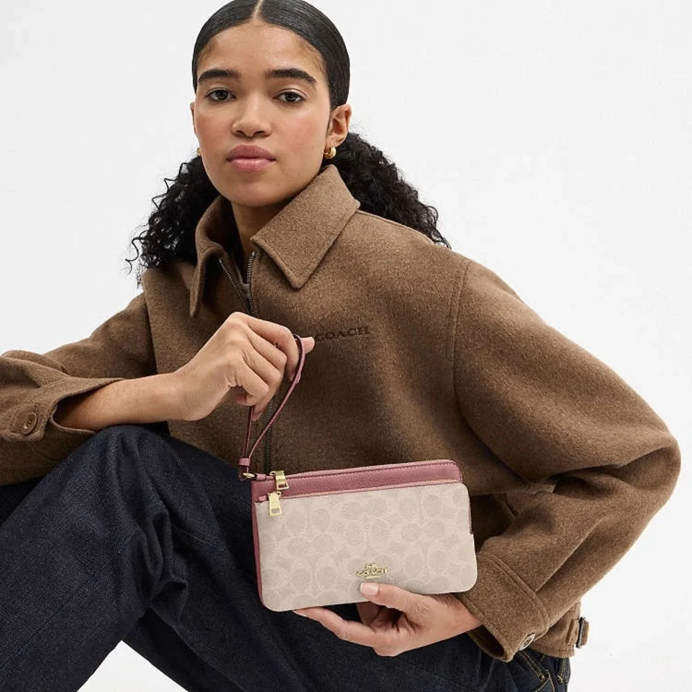 Coach style cx161